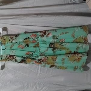 Forever21 light green floral dress